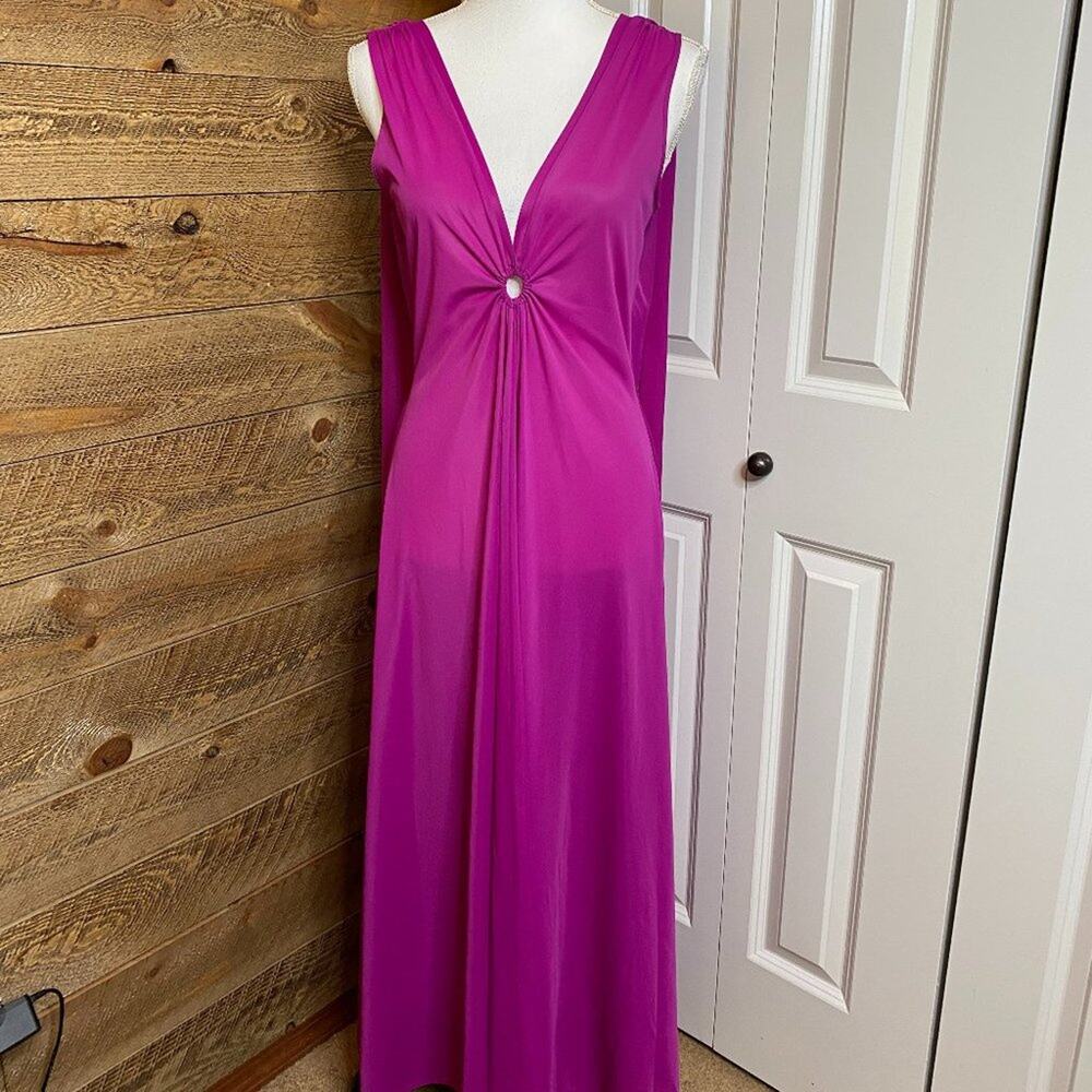 Vintage Deena Fuchsia pink V-Neck Sleeveless long Nightgown Size Small